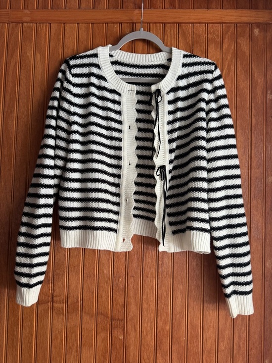 Sweaters - Striped Black and White Crewneck Women’s Cardigan Sweater